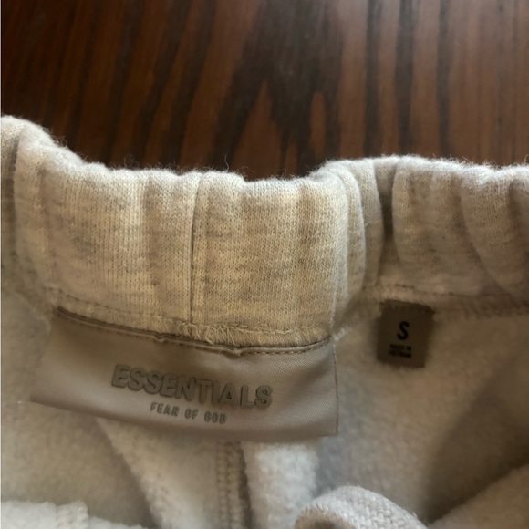 Essentials Gray Sweatpants - Picture 4 of 5